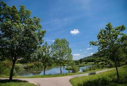 At the town pond in Riedenburg_ © Tourist-Information Riedenburg