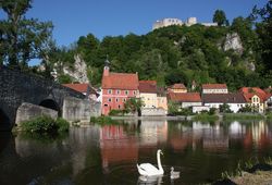 Fünf-Flüsse-Radweg - Zříceniny hradu Kallmünz_© Susanne Kammerer