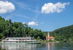 Boat trip to the monastery Weltenburg_ © Gabi Röhrl